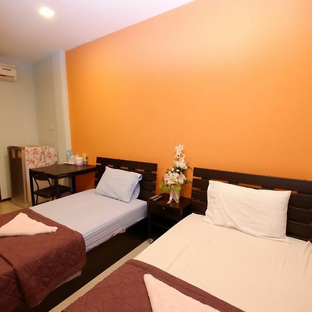 Amornrat Place 那空拍侬府 外观 照片